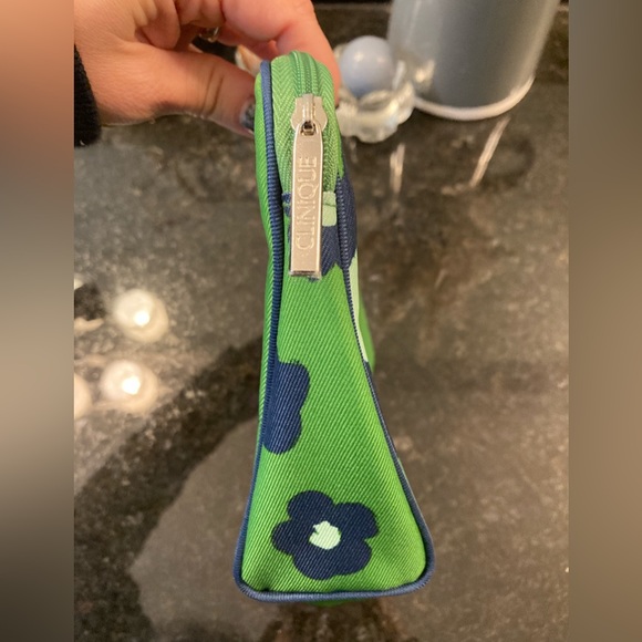 Clinique x Kate spade blue green floral mini makeup cosmetic bag - Picture 4 of 4